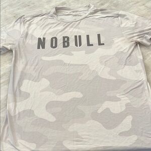 NOBULL Men's Camouflage T-Shirt - Gray